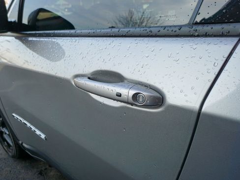 Used 2022 Jeep Compass Latitude w/ Sun and Sound Group image 8