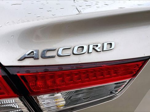 Used 2020 Honda Accord LX image 10
