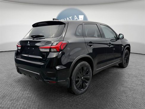 New 2026 Mitsubishi Outlander Sport LE image 3