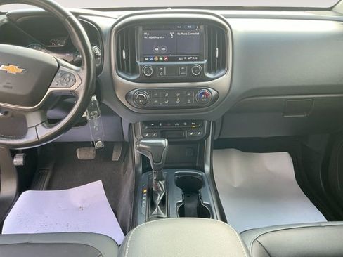 Used 2019 Chevrolet Colorado Z71 image 11