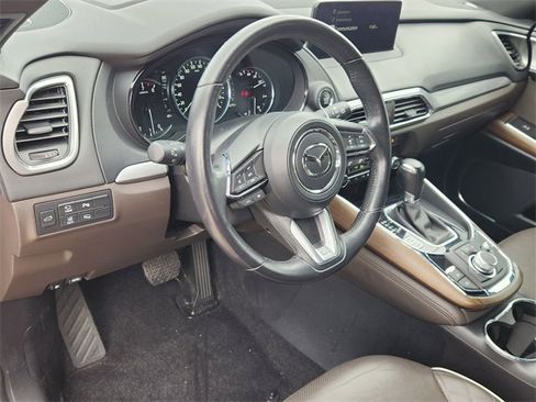 Used 2022 MAZDA CX-9 Signature image 2