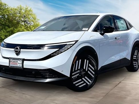 New 2026 Nissan Leaf SV+ w/ Illuminated Package FWD image 2