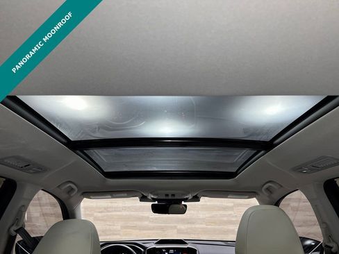 Used 2024 Subaru Ascent Limited w/ Technology Package image 5