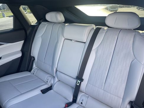 Certified 2024 Cadillac Lyriq Luxury image 29