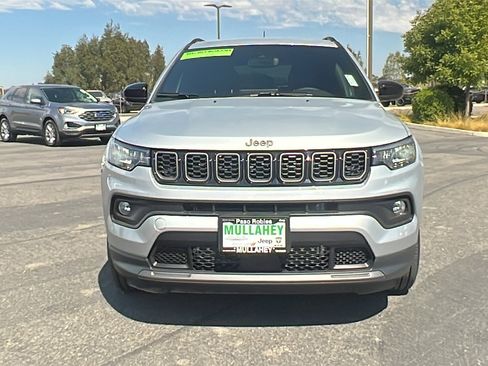 New 2025 Jeep Compass Latitude w/ Altitude Special Edition image 8