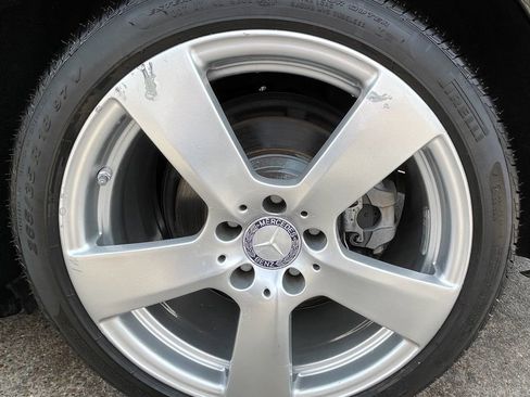 Used 2010 Mercedes-Benz E 350 Sedan w/ Premium 1 Pkg image 14