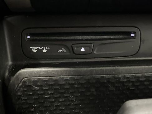 Used 2019 RAM 1500 Laramie image 27