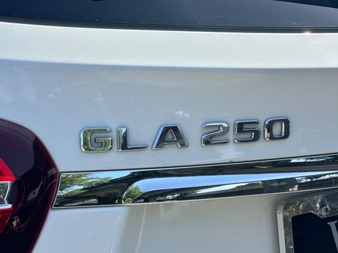 Used 2018 Mercedes-Benz GLA 250 4MATIC image 23