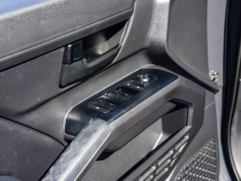 Certified 2025 Toyota Tacoma SR5 image 26