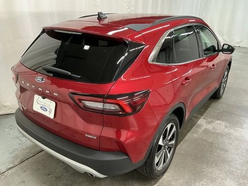 Used 2023 Ford Escape Platinum w/ Premium Technology Package image 3