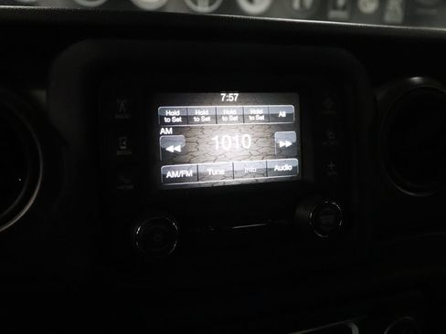 Used 2019 Jeep Wrangler Unlimited Sport S AWD/4WD image 31