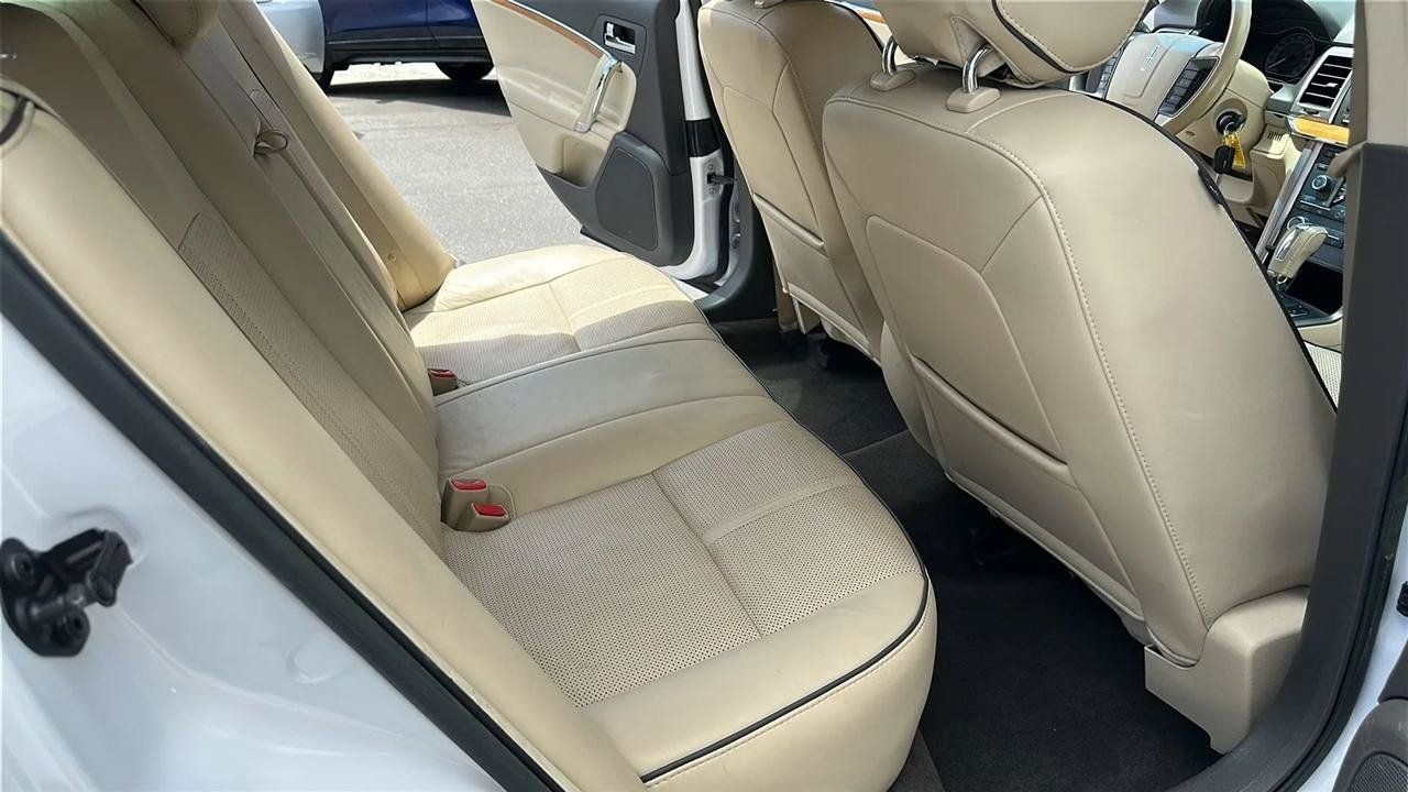 Used 2012 Lincoln MKZ Hybrid FWD image 30