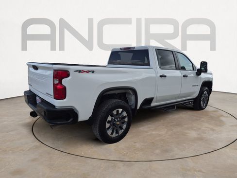 Used 2023 Chevrolet Silverado 2500 Custom w/ Custom Value Package AWD/4WD image 10