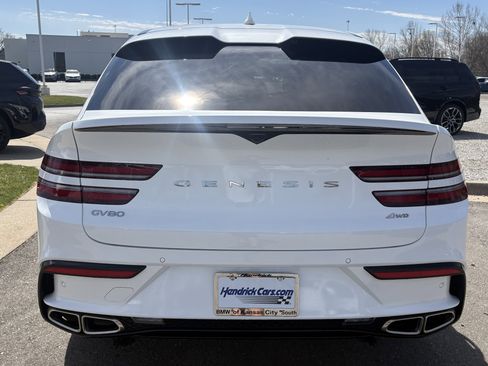 Used 2025 Genesis GV80 3.5T e-SC image 9
