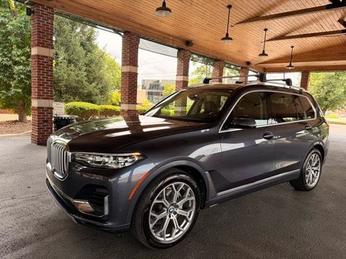 Used 2020 BMW X7 xDrive40i w/ Parking Assistance Package AWD/4WD image 1