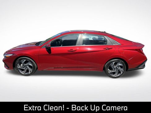 Used 2024 Hyundai Elantra Limited FWD image 5