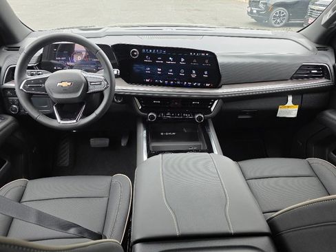 New 2025 Chevrolet Tahoe Premier image 2