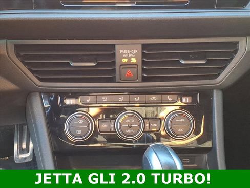Used 2021 Volkswagen Jetta GLI image 20