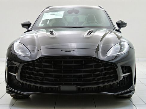 Used 2023 Aston Martin DBX 707 image 18