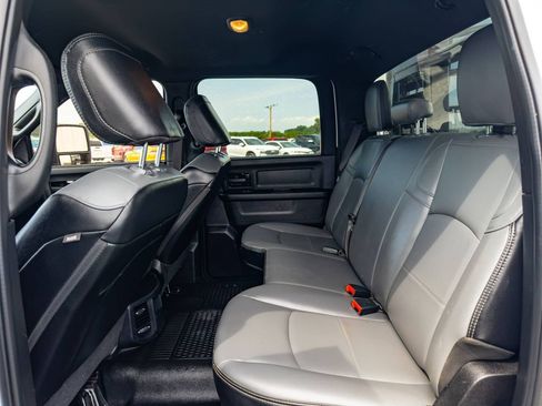 Used 2023 RAM 3500 Tradesman w/ Chrome Appearance Group AWD/4WD image 6