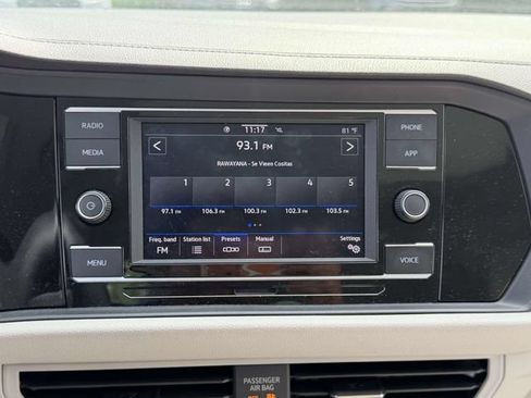 Used 2023 Volkswagen Jetta SE FWD image 24