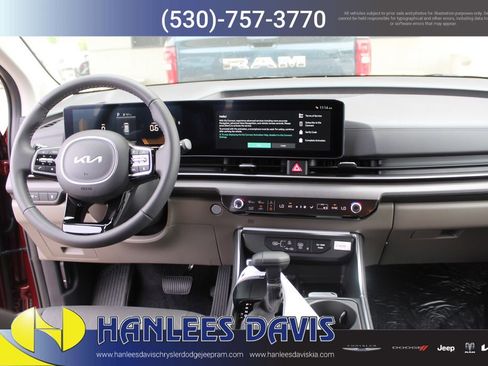 New 2026 Kia Carnival EX image 19