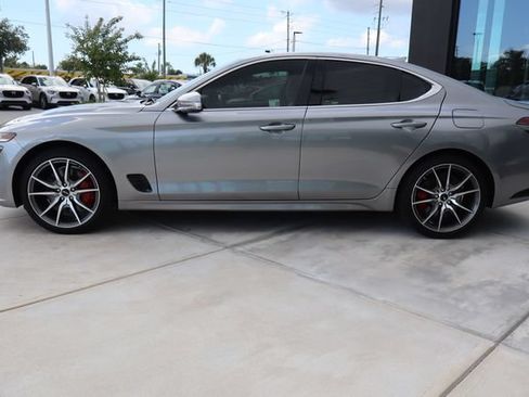 Used 2025 Genesis G70 2.5T RWD image 7