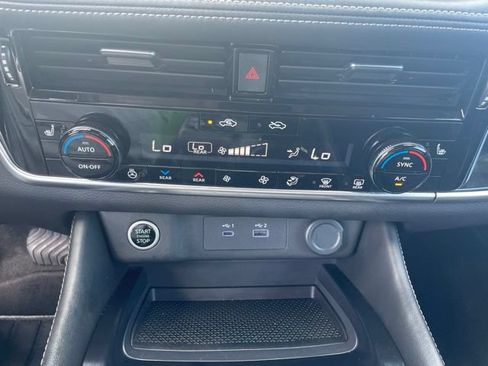 Used 2023 Nissan Rogue SL w/ SL Premium Package AWD/4WD image 21