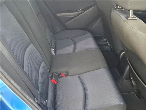 Used 2019 Toyota Yaris LE FWD image 17