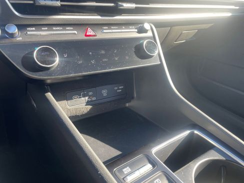 Used 2025 Hyundai Sonata SEL image 41