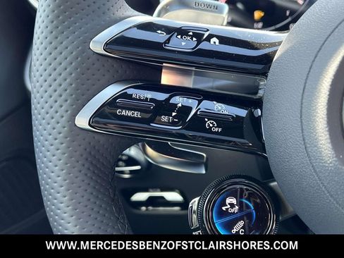 New 2025 Mercedes-Benz GLC 43 AMG 4MATIC image 31