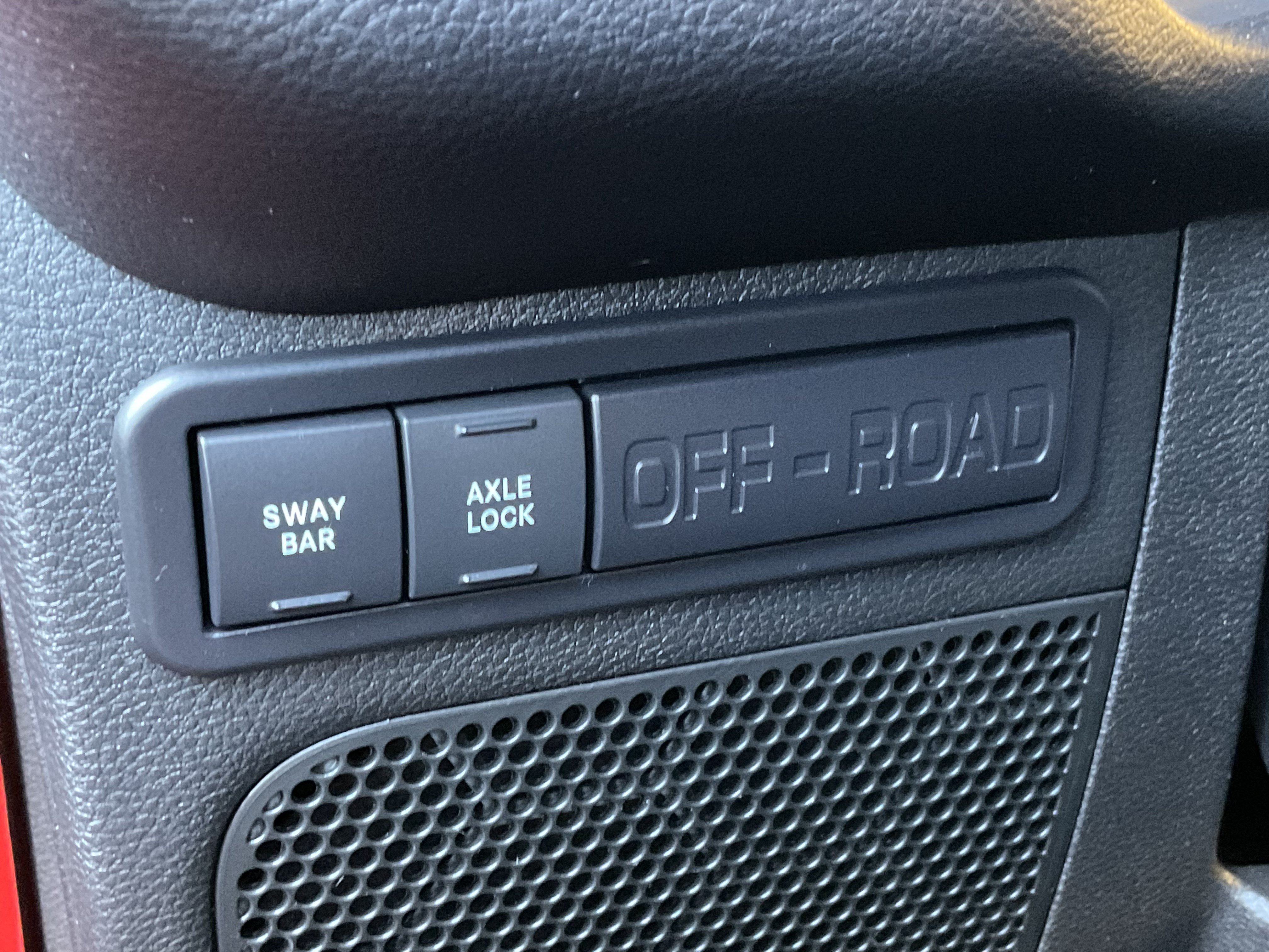 Used 2018 Jeep Wrangler Unlimited Rubicon w/ Cold Weather Group AWD/4WD image 26