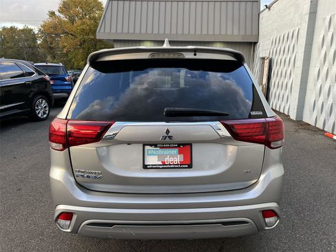 Used 2022 Mitsubishi Outlander SEL image 5
