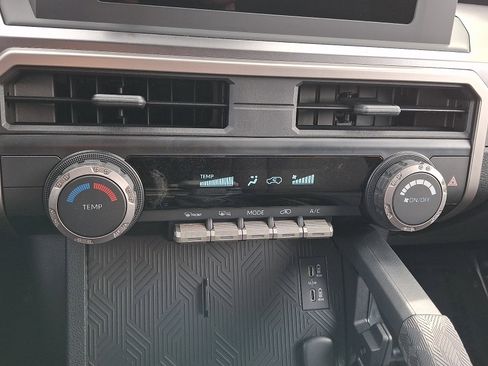 Used 2025 Toyota 4Runner SR5 image 15