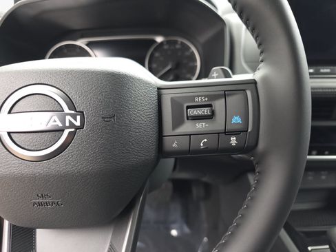 Used 2026 Nissan Rogue SV AWD/4WD image 15