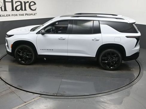 New 2026 Chevrolet Traverse RS w/ LPO, Floor Liner Package image 22