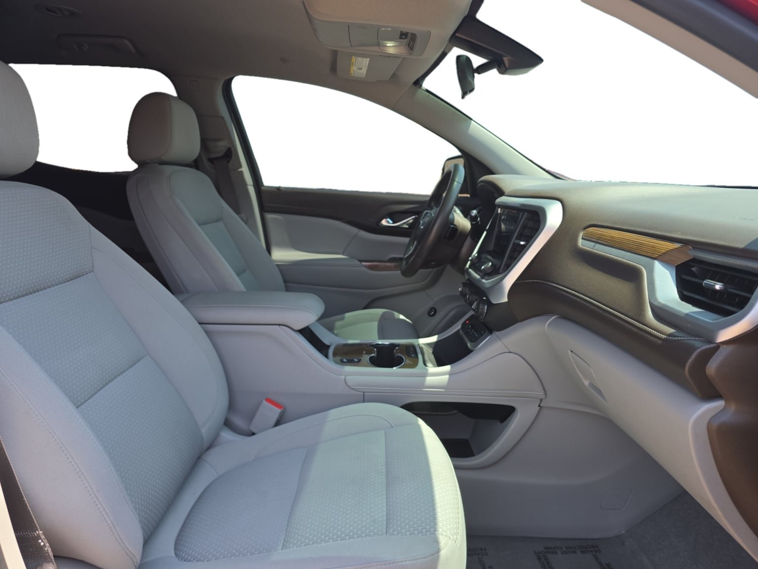 Used 2021 GMC Acadia SLE w/ Driver Convenience Package FWD image 13