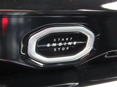 Certified 2026 Jeep Grand Cherokee Limited AWD/4WD image 11