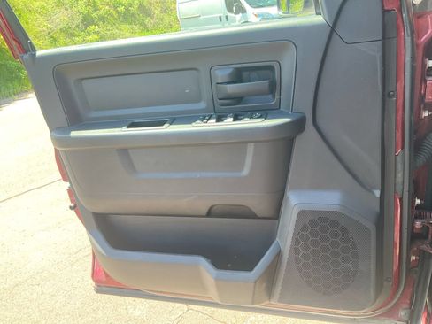 Used 2016 RAM 1500 Express AWD/4WD image 27