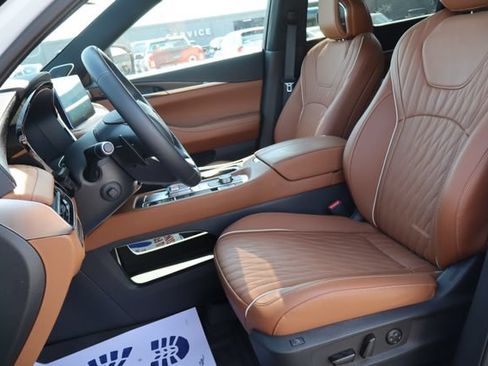 Used 2026 INFINITI QX60 Autograph w/ Dark Cargo Package AWD/4WD image 12