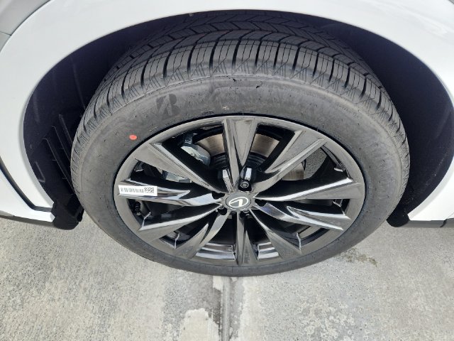 New 2026 Lexus RX 350h w/ Convenience Package AWD/4WD image 10