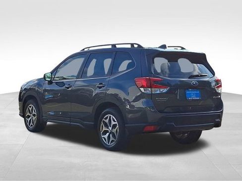 Used 2023 Subaru Forester Premium AWD/4WD image 4