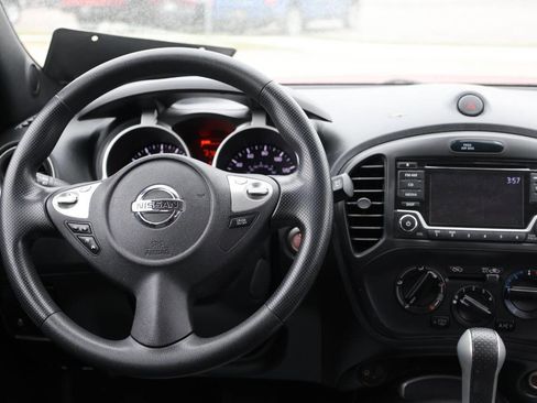 Used 2017 Nissan Juke S image 21