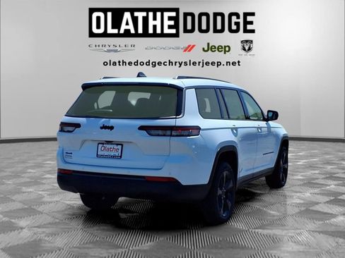 New 2026 Jeep Grand Cherokee L Limited AWD/4WD image 28