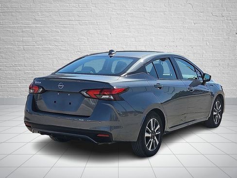 Used 2025 Nissan Versa SV FWD image 4