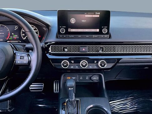 Certified 2025 Honda Civic Sport image 9