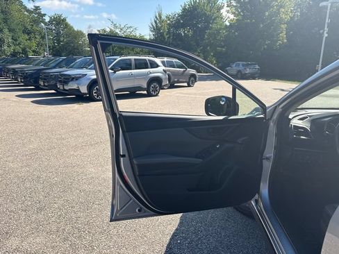 Certified 2021 Subaru Crosstrek 2.5i Sport w/ Moonroof Package AWD/4WD image 24