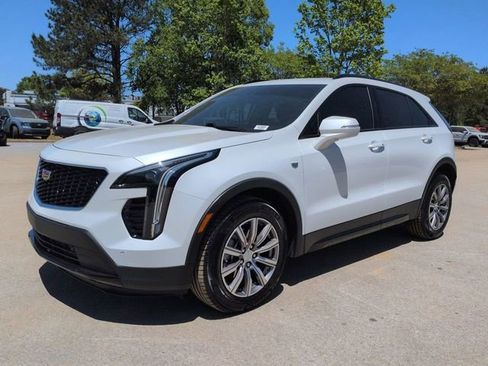 Used 2022 Cadillac XT4 Sport w/ Safety Alert Package AWD/4WD image 8
