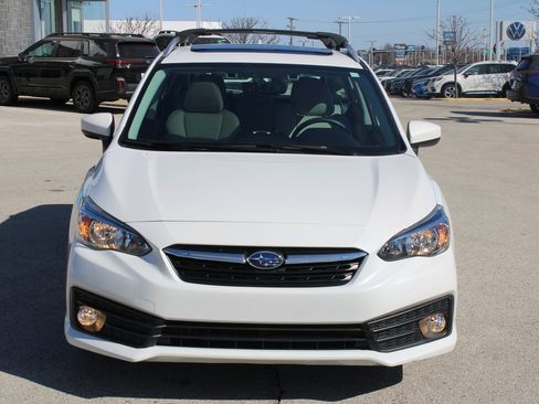 Used 2023 Subaru Impreza Premium image 2