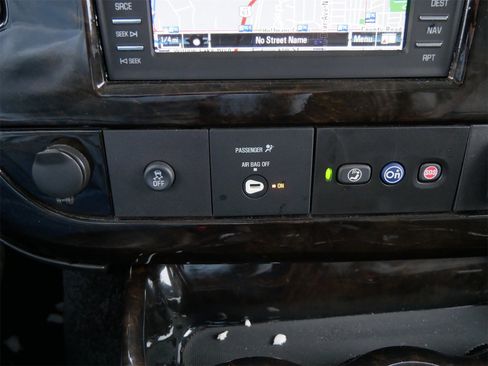 Used 2018 GMC Savana 2500 w/ Enhanced Convenience Package image 37